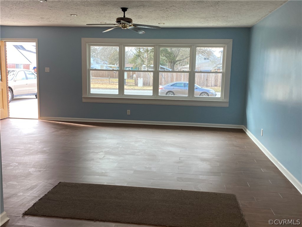1203 Andover Road Henrico, VA 23229 - Photo 3 of 28 Gallery Image 3