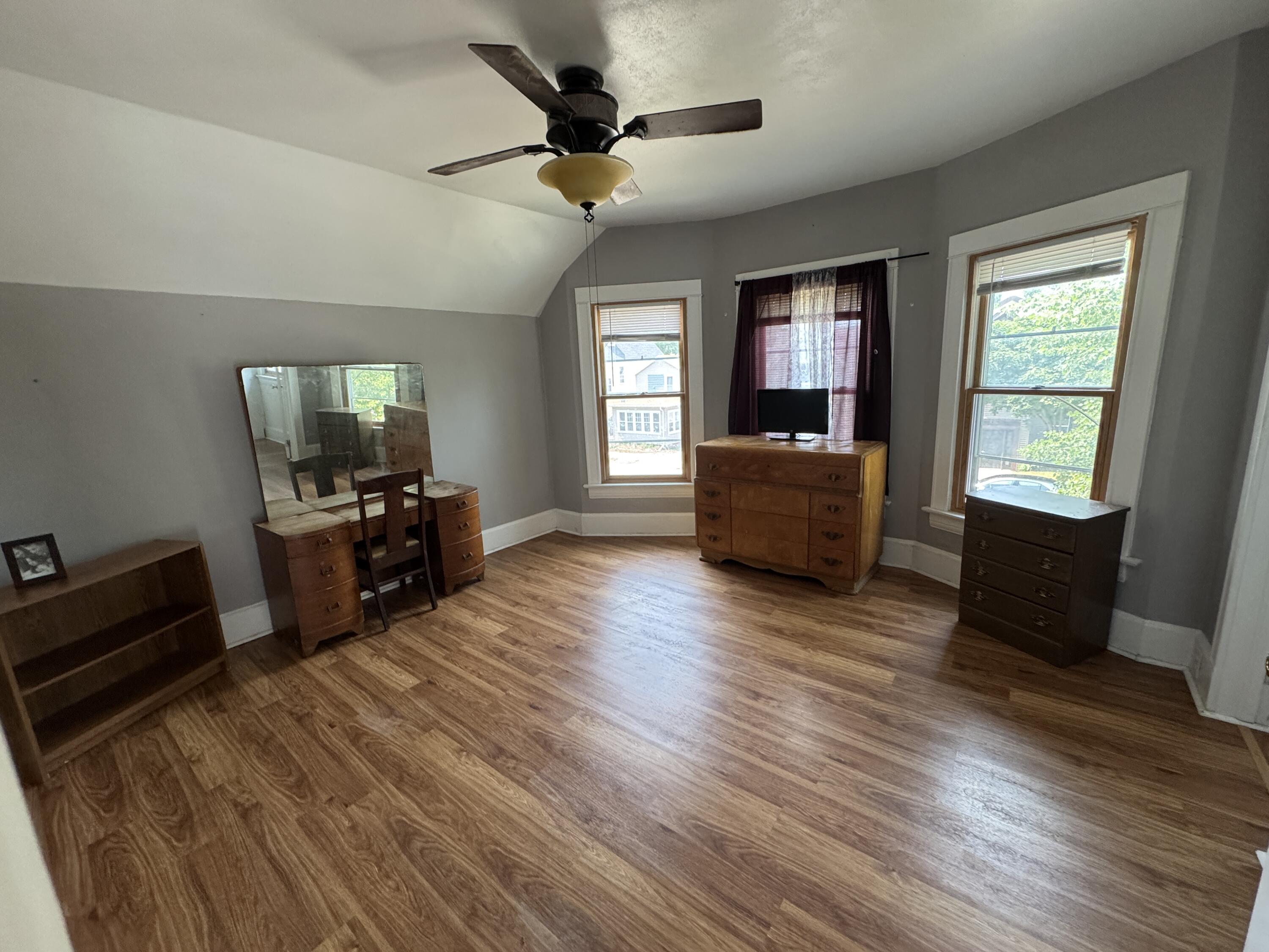 1723 Park Avenue Racine, WI 53403 - Photo 13 of 18 IMG_7648