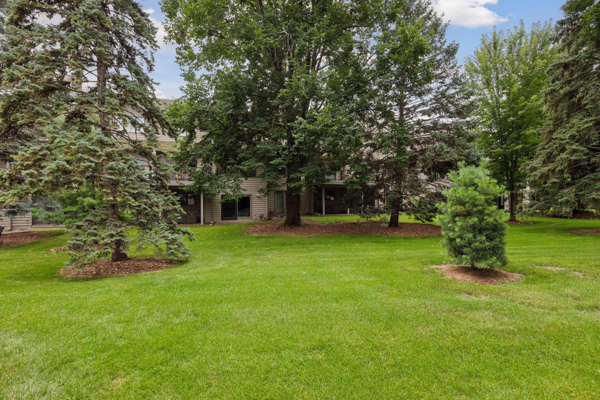 7406 Cahill Road Edina, MN 55439 - Photo 38 of 52