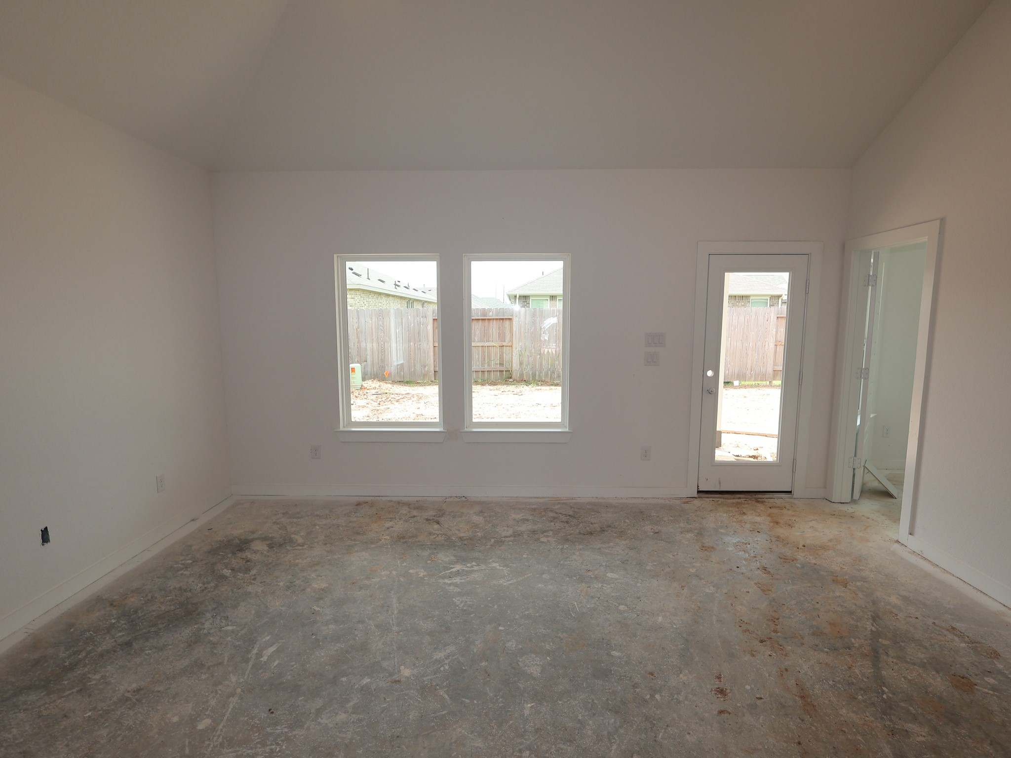 3407 Angus Farm Drive Rosenberg, TX 77471 - Photo 12 of 20 a view of an empty room with a window