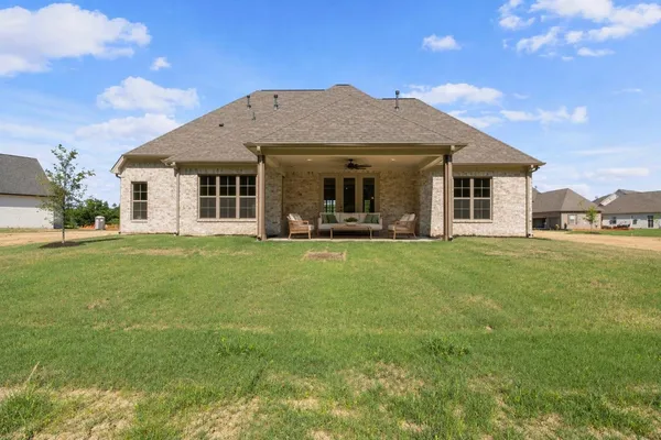 $639,999 | 5371 Kaitlynn Rose Drive West, Lakeland, TN 38002