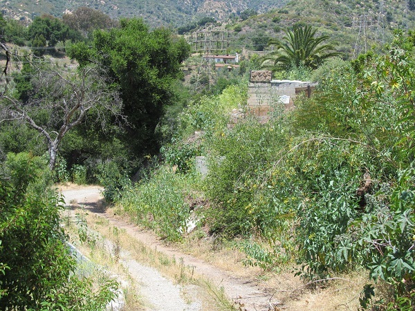 999 Coyote Road Santa Barbara, CA 93108 - Photo 4 of 12 a view of a water pond with green space