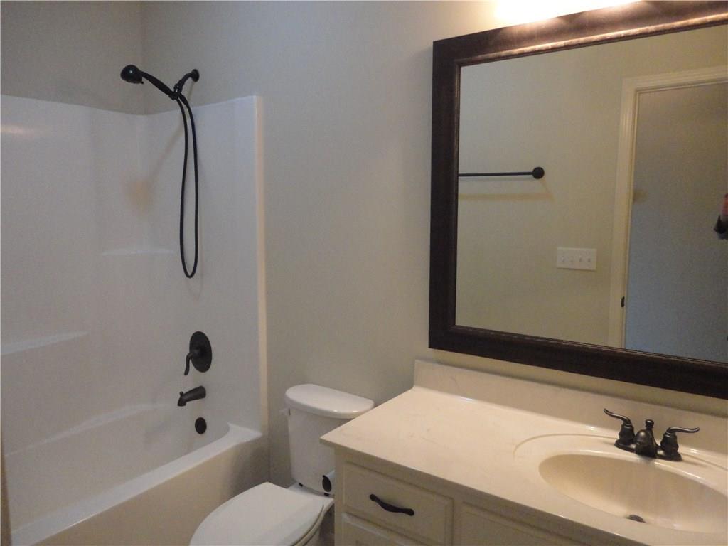 304 Crossover Road Pineville, LA 71360 - Photo 12 of 15 Gallery Image 12