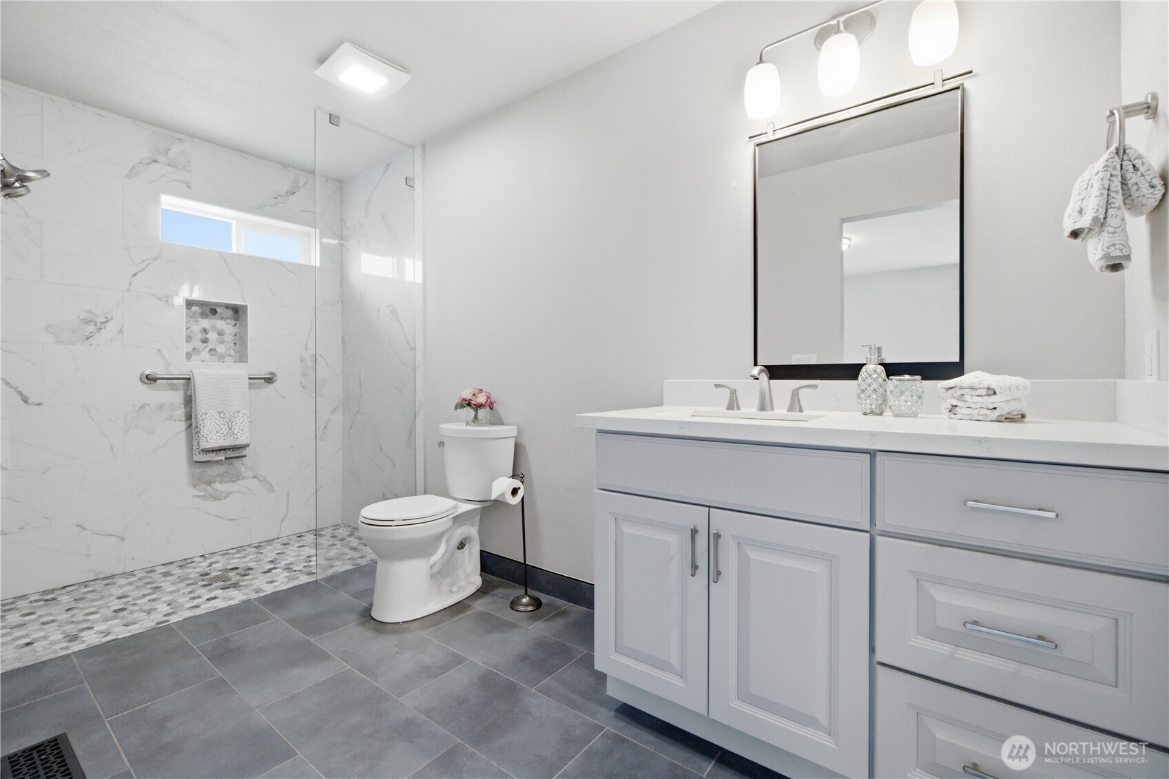 4019 Northeast 17th Street Renton, WA 98056 - Photo 31 of 40 Gallery Image 31
