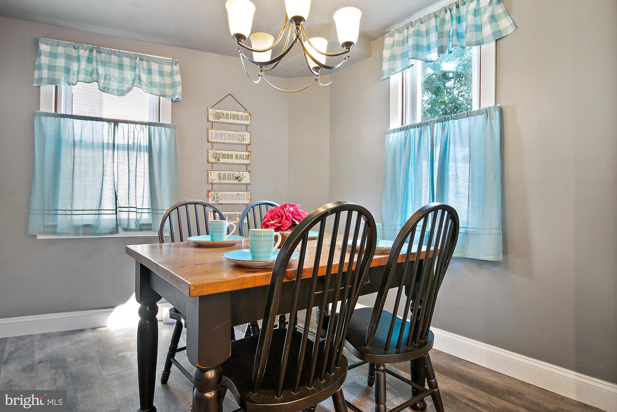 11 Church Street Lititz, PA 17543 - Photo 10 of 21 Dining Area