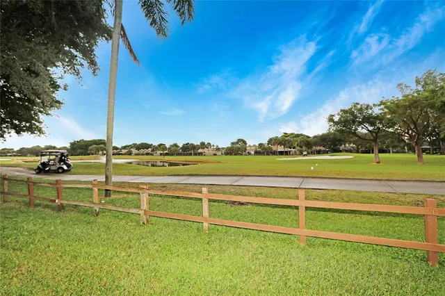 $425,000 | 1640 West Golfview Drive, Pembroke Pines, FL 33026