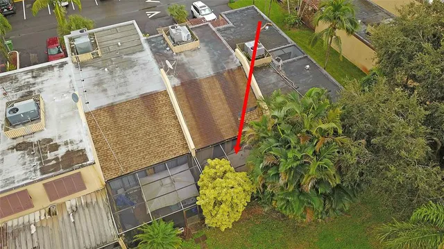 $425,000 | 1640 West Golfview Drive, Pembroke Pines, FL 33026