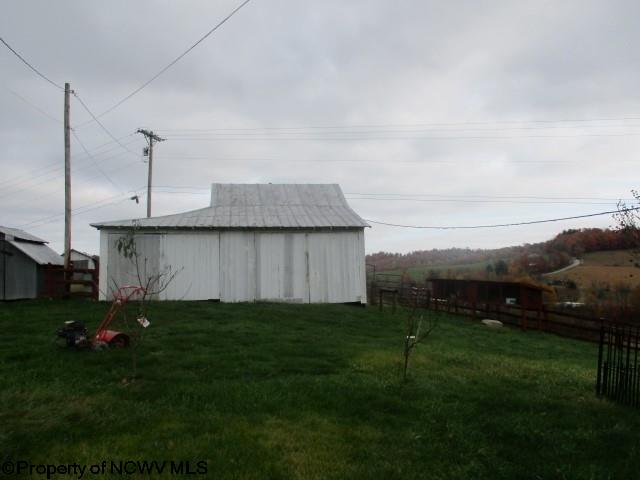 1736 Porterfield Road Philippi, WV 26416 - Photo 11 of 20 Gallery Image 11