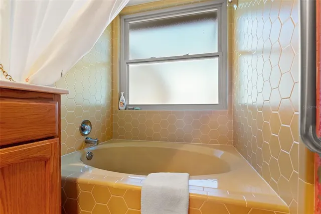 $635,000 | 2659 Diamond Head Drive North, Clearwater, FL 33761