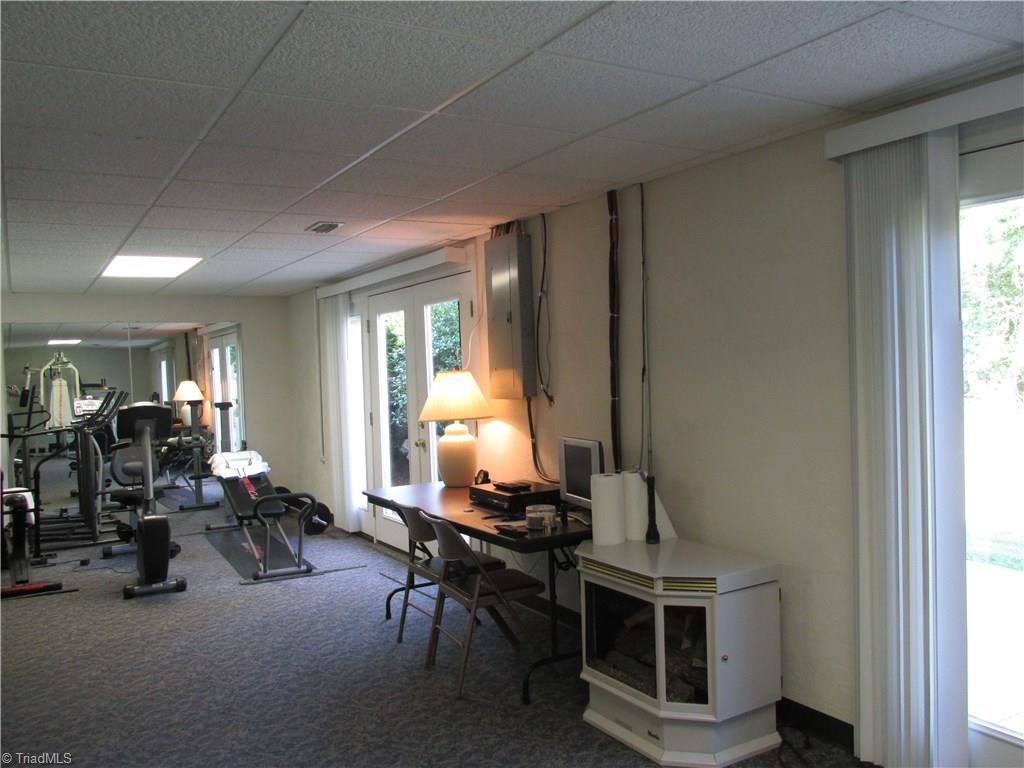 200 Navajo Road Lexington, NC 27295 - Photo 22 of 29 Second room on Lower Level - multi use.