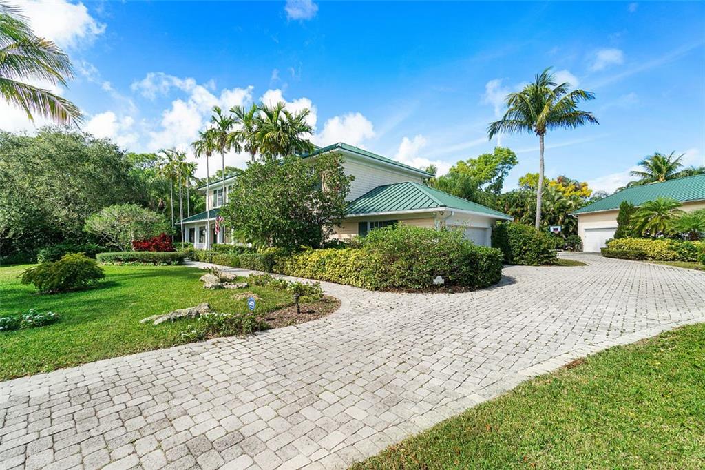 5321 Point Lane East Jupiter, FL 33458 - Photo 6 of 55 Gallery Image 6