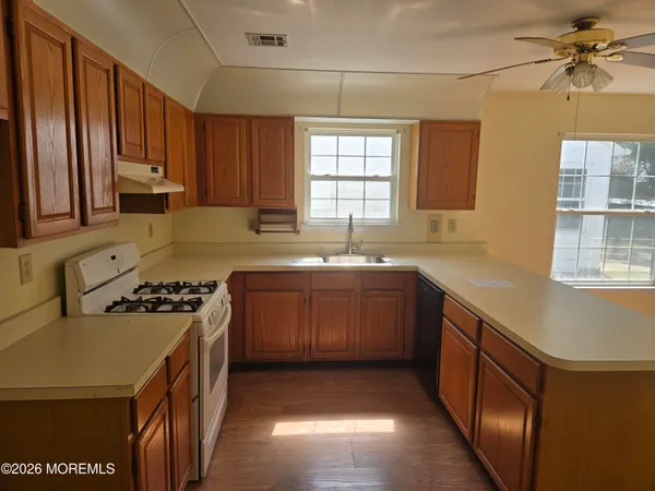 $305,000 | 17 Trent Drive, Toms River, NJ 08757