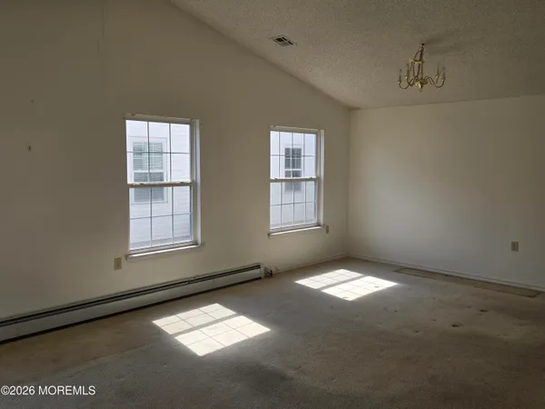 $305,000 | 17 Trent Drive, Toms River, NJ 08757