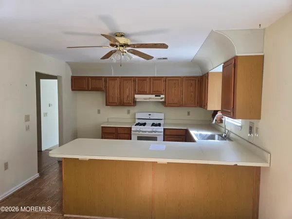 $305,000 | 17 Trent Drive, Toms River, NJ 08757