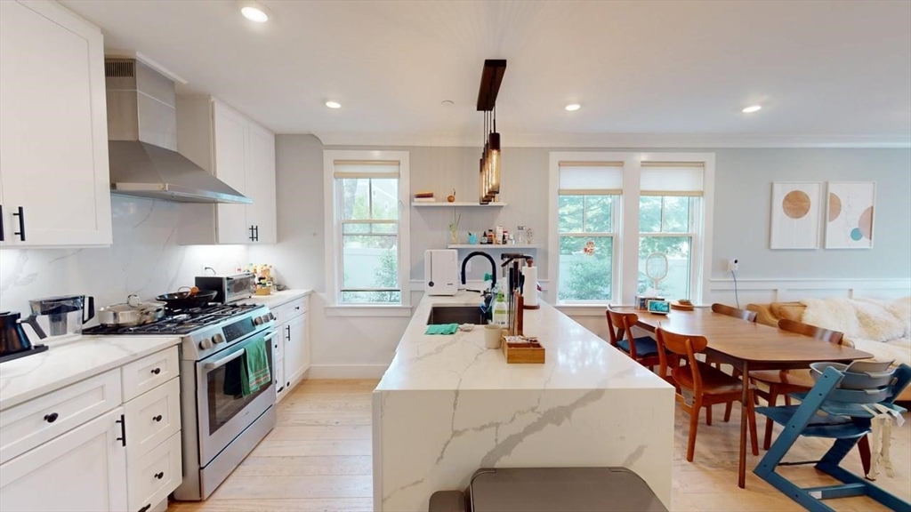 83 Alpine Street, Unit 3 Somerville, MA 02144 - Photo 4 of 12