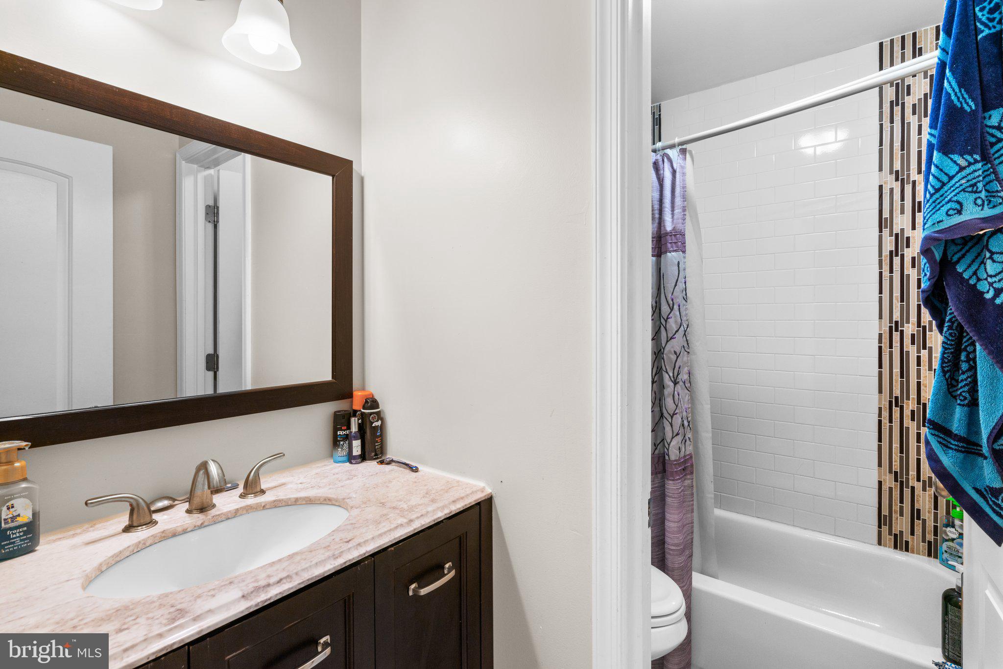 2301 Hillhouse Road Baltimore, MD 21207 - Photo 27 of 44 Shared Hall Bathroom @ Upper Level