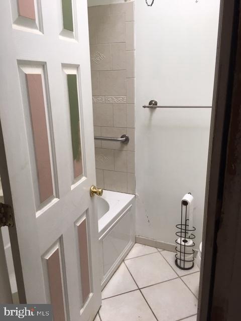 1839 Tomlinson Road Philadelphia, PA 19116 - Photo 4 of 16 Gallery Image 4