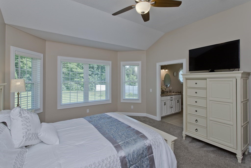 282 Shaker Road Westfield, MA 01085 - Photo 27 of 41 Gallery Image 27