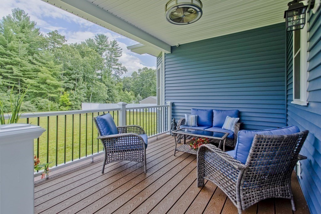 282 Shaker Road Westfield, MA 01085 - Photo 8 of 41 Gallery Image 8