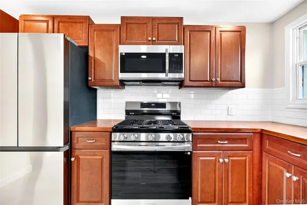 $3,000 | 98 South Main Street, Unit 98, New City, NY 10956