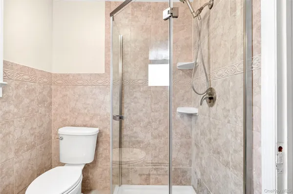 $3,000 | 98 South Main Street, Unit 98, New City, NY 10956