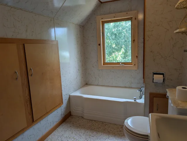 $199,000 | 320 Wisconsin Avenue, Boscobel, WI 53805