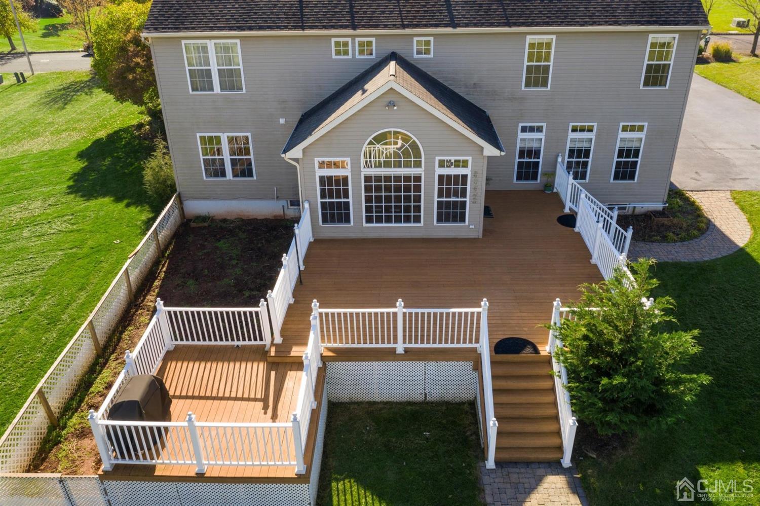 9 Sunflower Road Somerset, NJ 08873 - Photo 3 of 25 Gallery Image 3