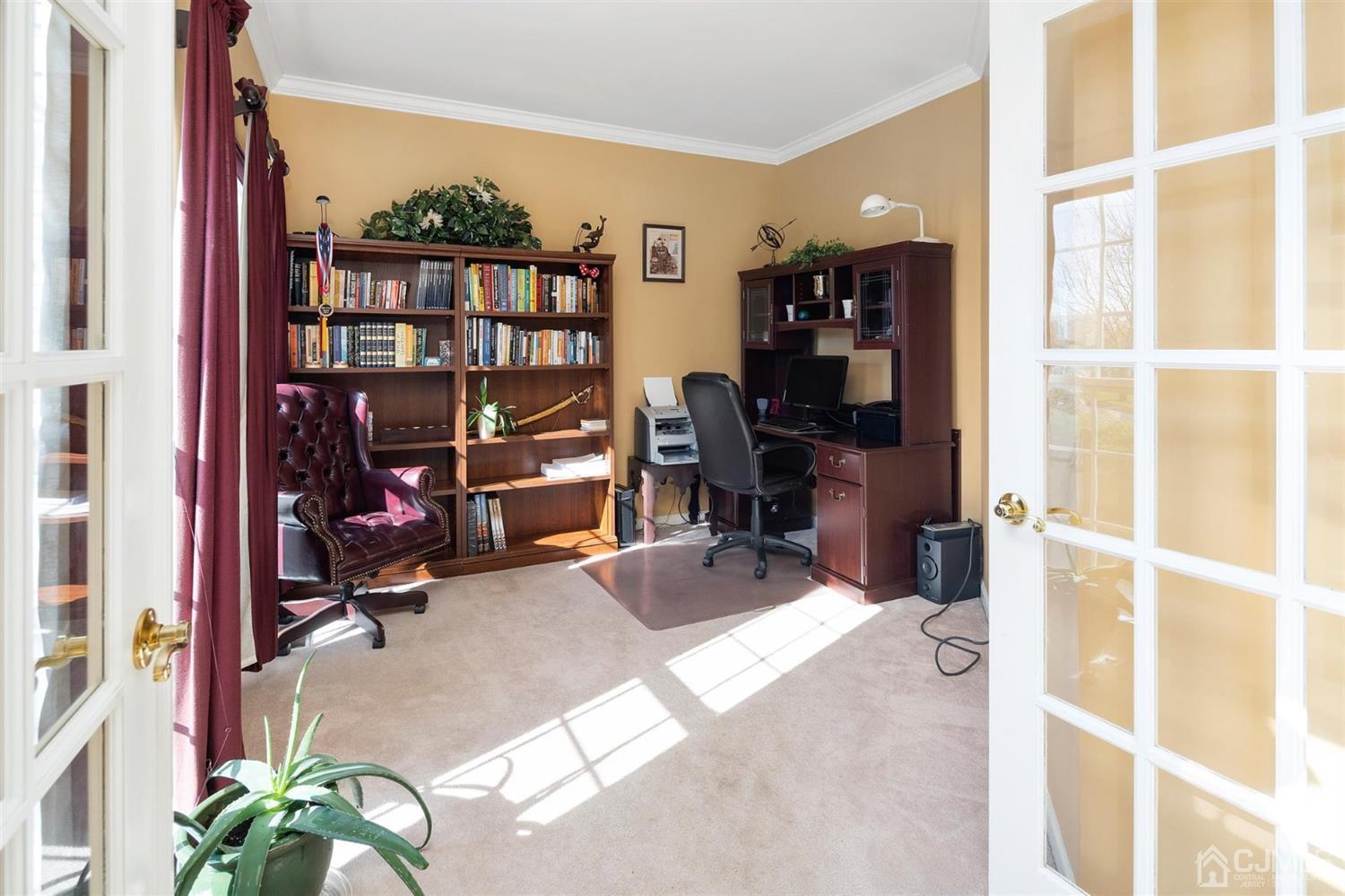 9 Sunflower Road Somerset, NJ 08873 - Photo 6 of 25 Gallery Image 6
