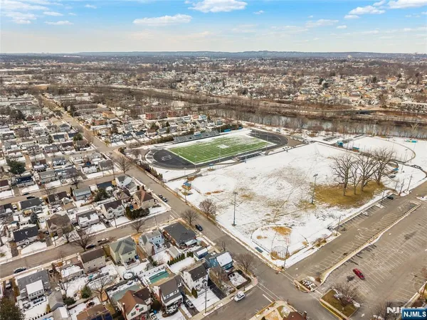 $299,999 | 57 Clark Court, Unit 57, Rutherford, NJ 07070