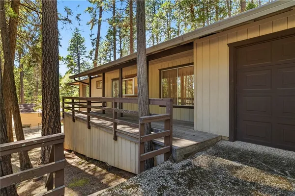 $279,000 | 15383 Forest Ranch Way, Forest Ranch, CA 95942