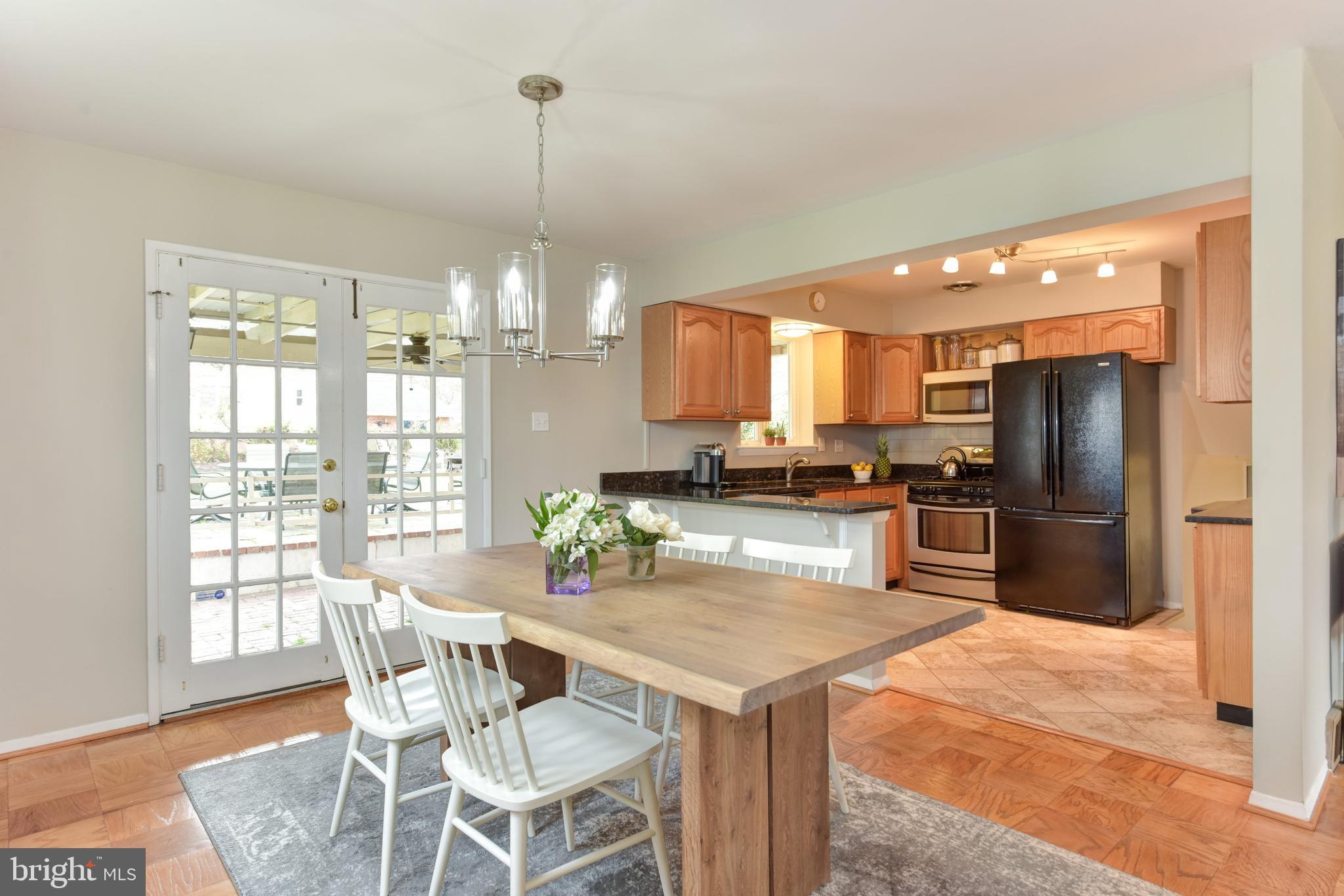 7309 Dunston Street Springfield, VA 22151 - Photo 10 of 37 You will swoon over this space