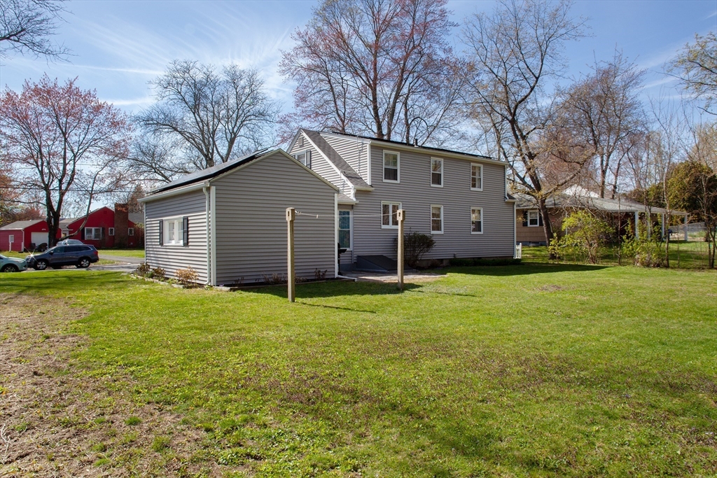 31 East Allen Ridge Road Springfield, MA 01118 - Photo 32 of 34
