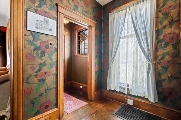 $339,999 | 1401 Greenwood Avenue, Jackson, MI 49203