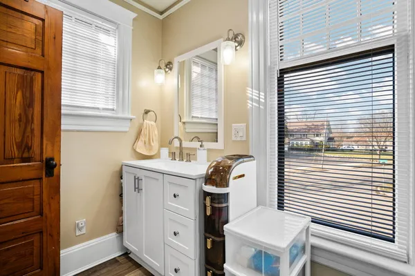 $339,999 | 1401 Greenwood Avenue, Jackson, MI 49203