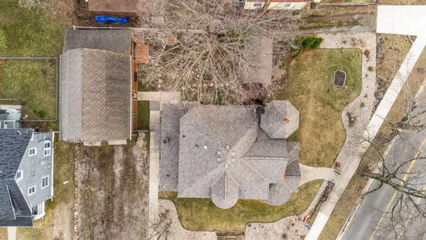 $339,999 | 1401 Greenwood Avenue, Jackson, MI 49203