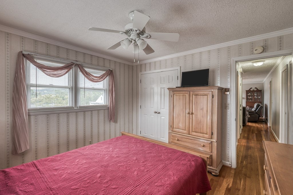 375 Riverside Drive Bristol, VA 24201 - Photo 18 of 28 Gallery Image 18