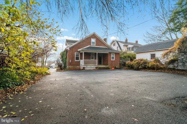 $325,000 | 506 Old Westminster Pike, Westminster, MD 21157