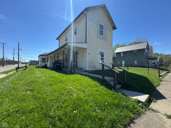 $100,000 | 1001 West 1st Street, Muncie, IN 47305
