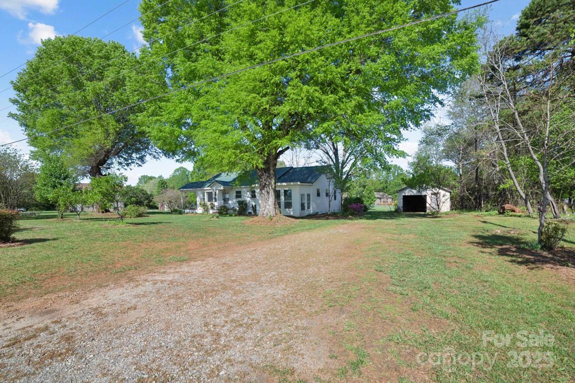 2679 Providence Mill Road Maiden, NC 28650 - Photo 3 of 25 Gallery Image 3