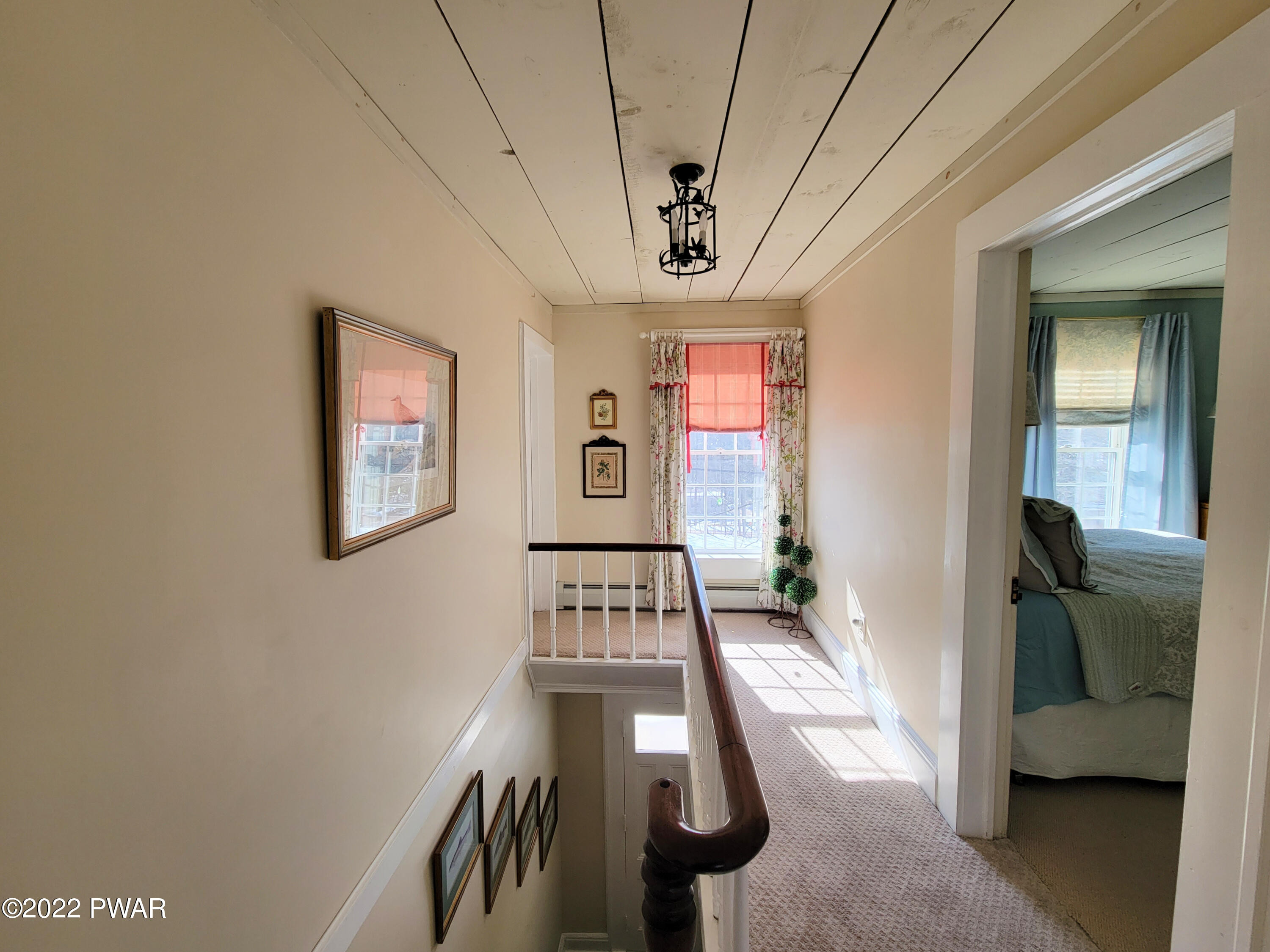 399 Como Road Lake Como, PA 18437 - Photo 17 of 30 Upstairs Hall