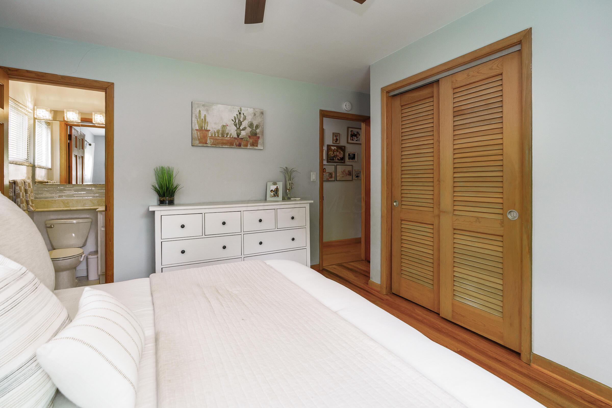 3121 Edgefield Road Columbus, OH 43221 - Photo 27 of 47 3121 Edgefield Rd-49