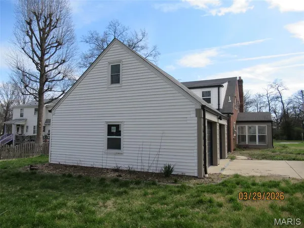 $750,000 | 803 North Kirkwood Road, Kirkwood, MO 63122