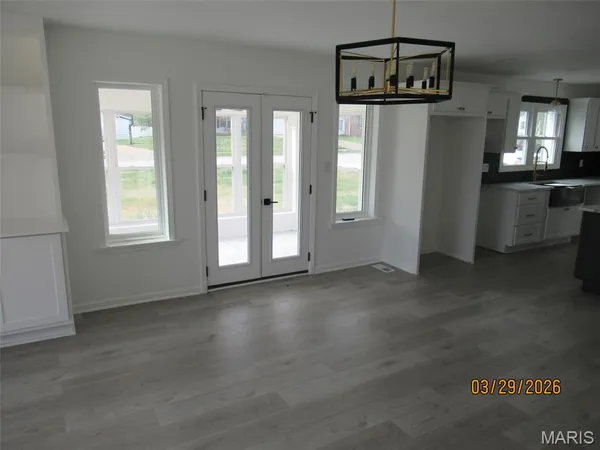 $750,000 | 803 North Kirkwood Road, Kirkwood, MO 63122