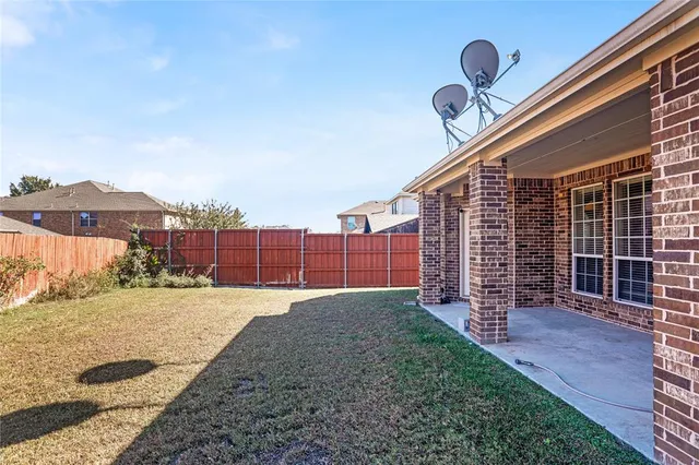 $699,000 | 613 Gene Autry Lane, Murphy, TX 75094