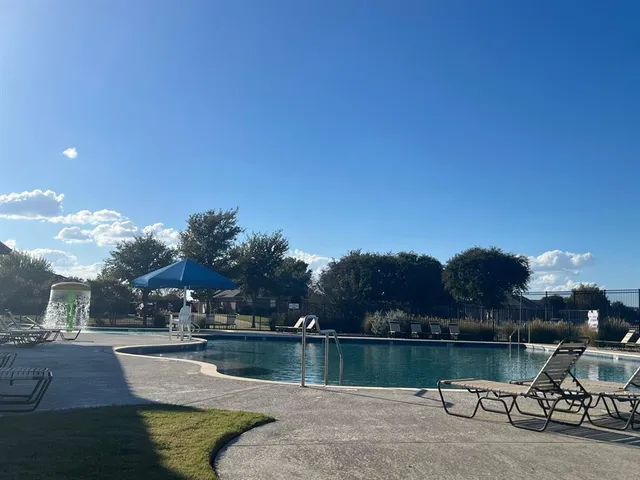 $699,000 | 613 Gene Autry Lane, Murphy, TX 75094