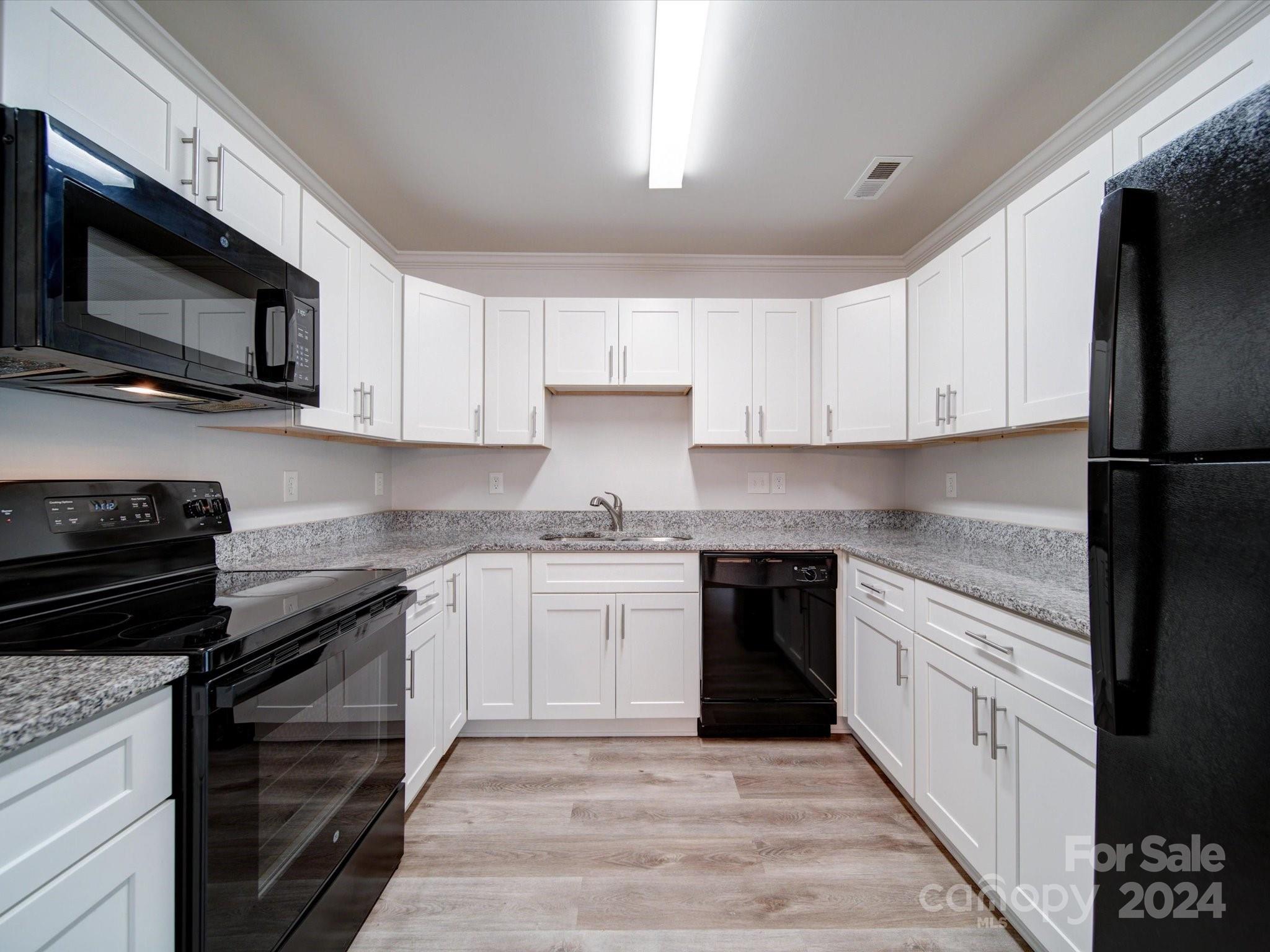 207 Forest Pond Road Kannapolis, NC 28083 - Photo 10 of 39 Gallery Image 10