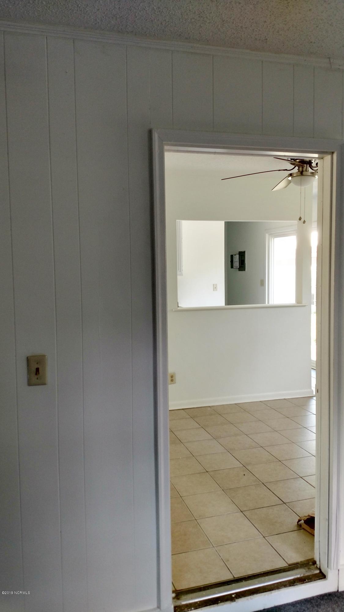 2109 Shirley Road Wilmington, NC 28405 - Photo 8 of 25 IMG_20190411_091343758_HDR