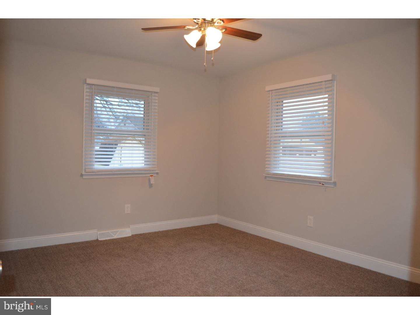 54 Harvard Road Pennsville, NJ 08070 - Photo 8 of 14 Bedroom