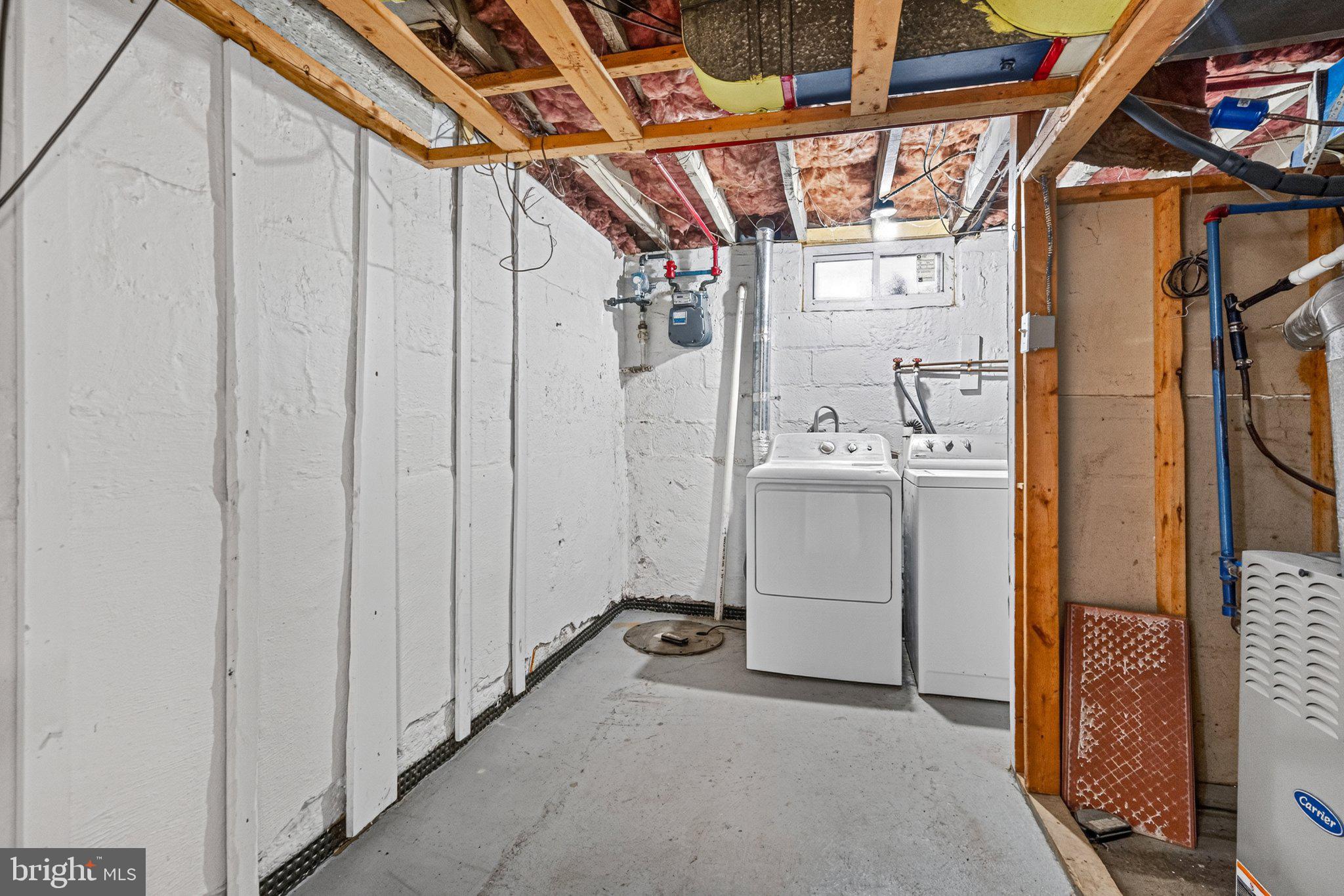 1607 West Braddock Road Alexandria, VA 22302 - Photo 24 of 33 Laundry and Storage