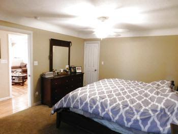 1002 South Hampton Street Bay City, MI 48708 - Photo 4 of 6 Gallery Image 4